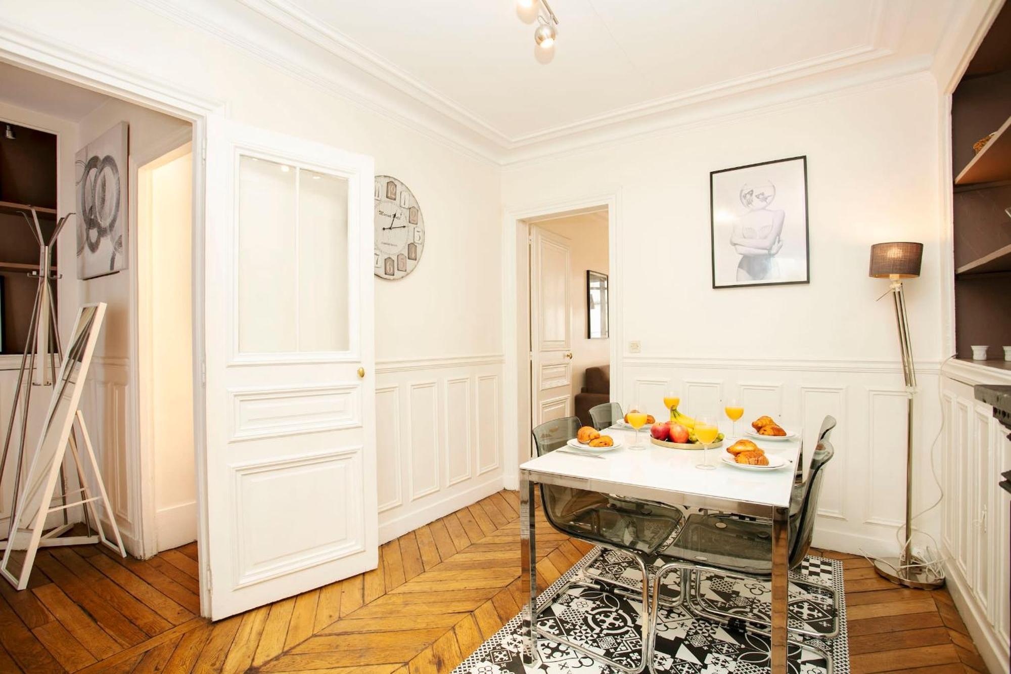 Bnbnova - Notre-dame - 1br With Balcony Appartement *