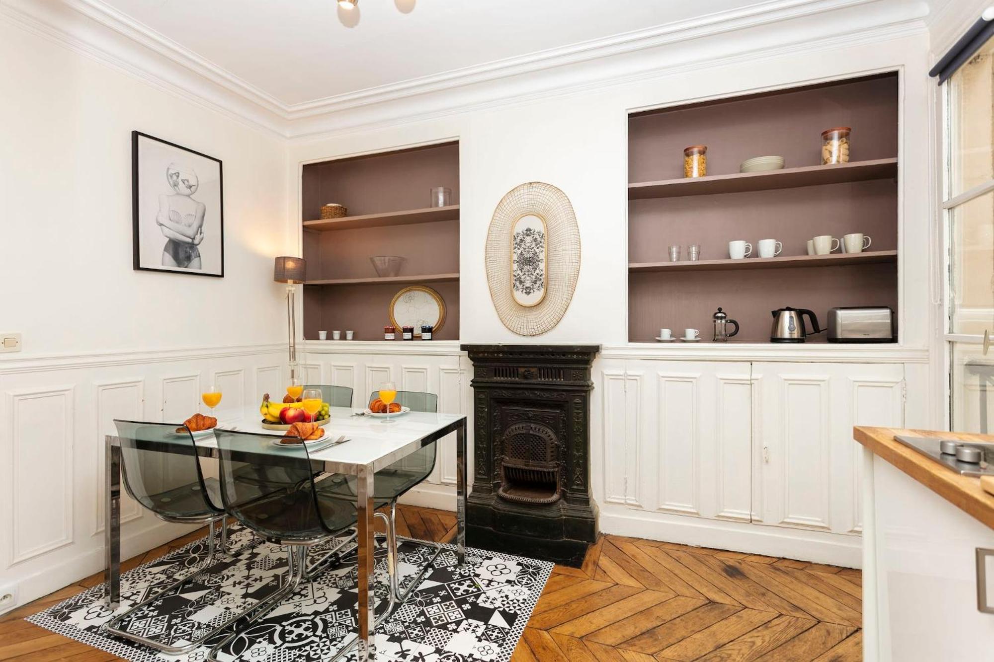 Appartement Bnbnova - Notre-dame - 1br With Balcony Parijs
