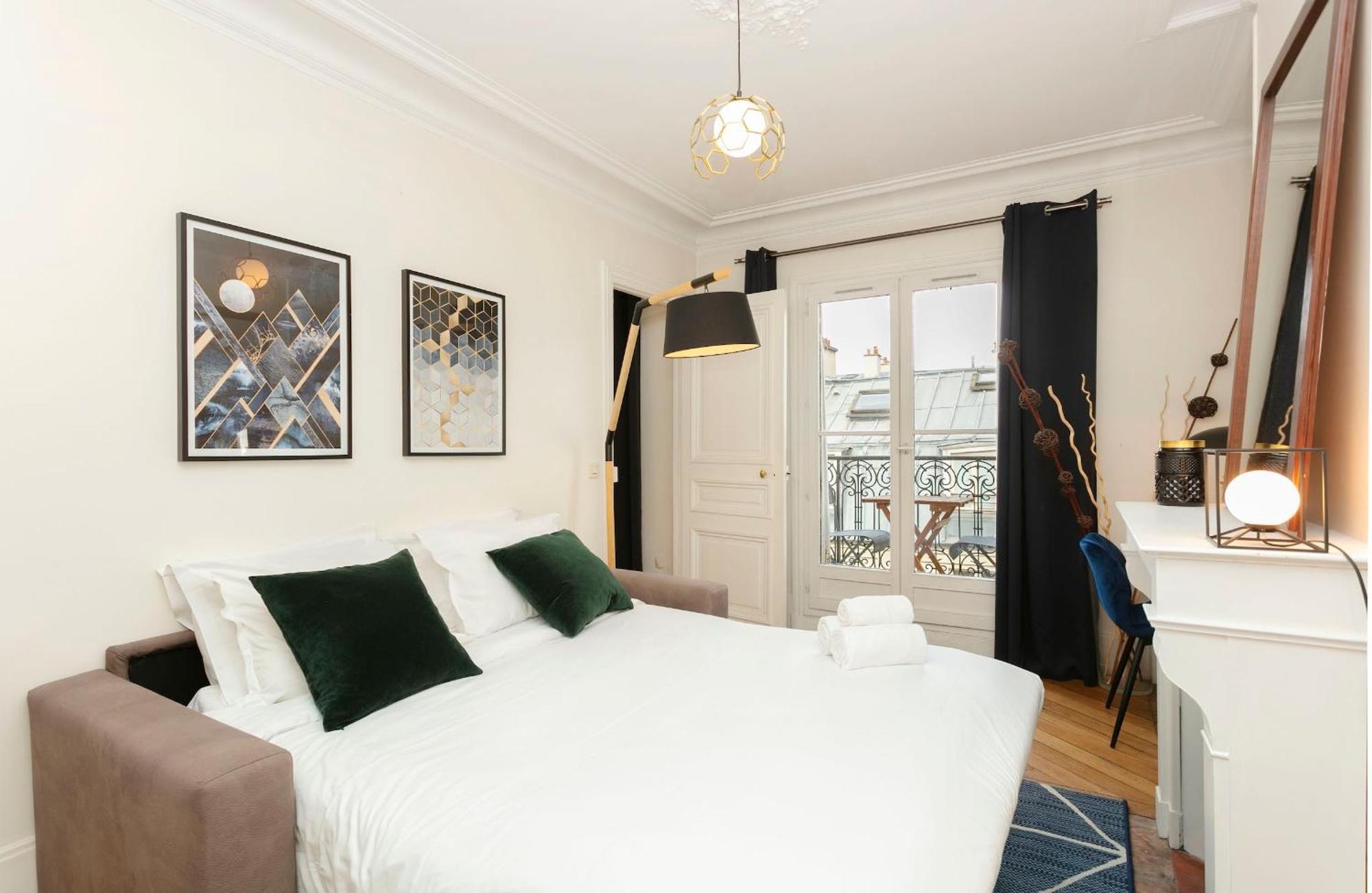 Bnbnova - Notre-dame - 1br With Balcony * Parijs